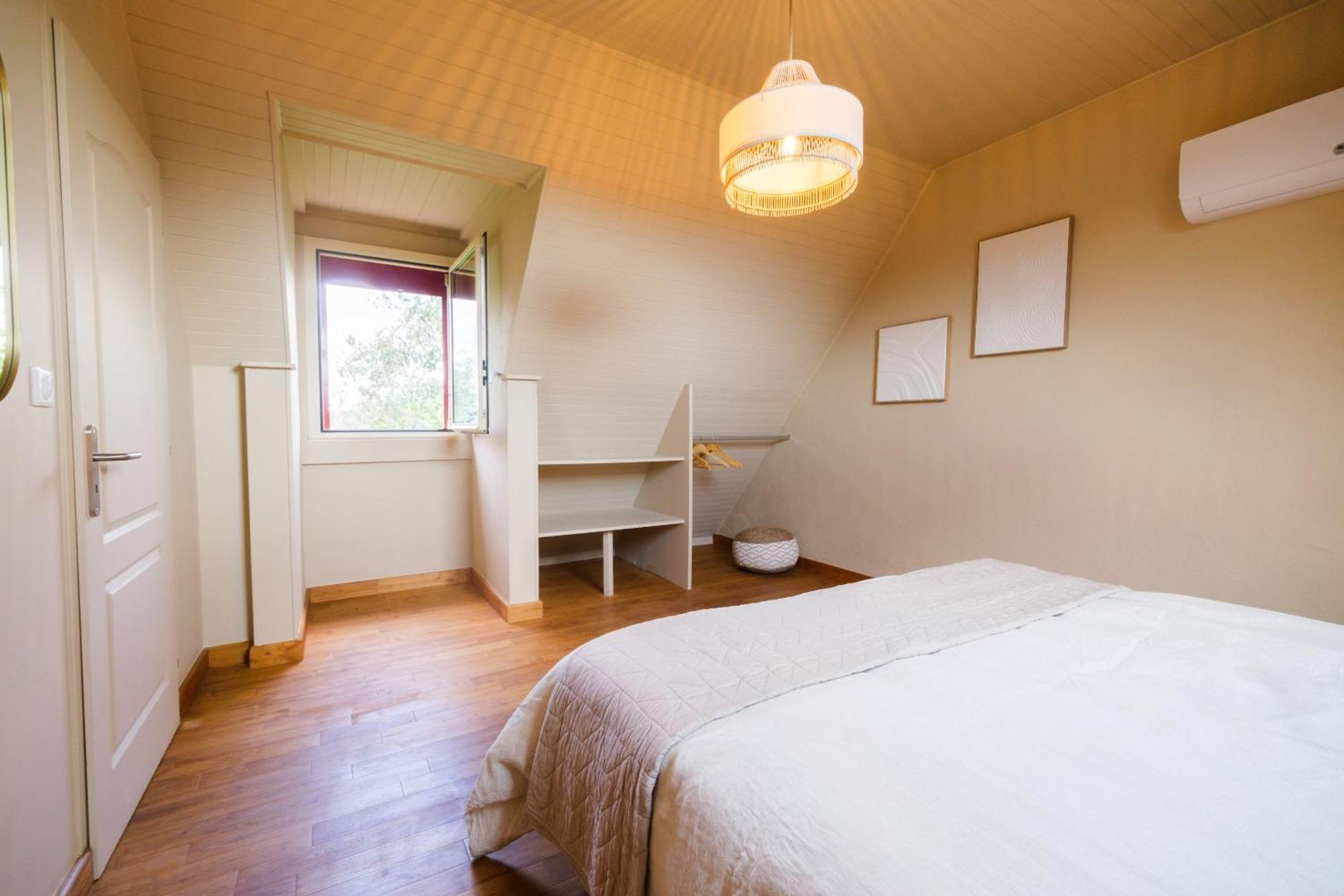 La Maison De Jennie Saint-Andre-d'Allas Esterno foto