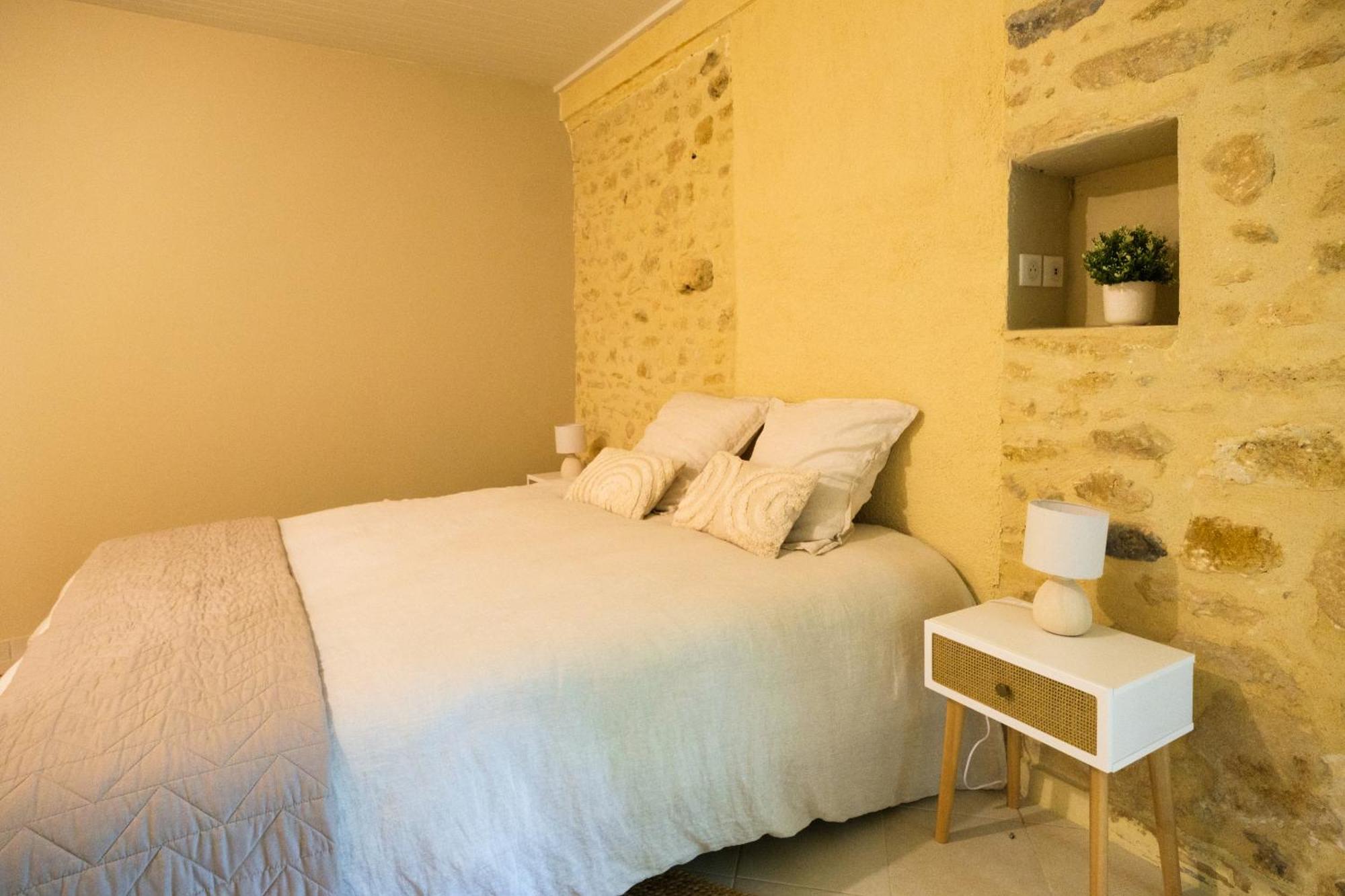 La Maison De Jennie Saint-Andre-d'Allas Esterno foto